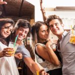 二日酔いを防ぐにはワインが先?それともビールが先?